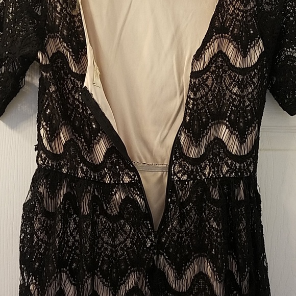 ☘3 for $24☘Black and blush lace dress - Picture 5 of 8